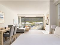 Peppers-Blue-on-Blue-Studio-Superior